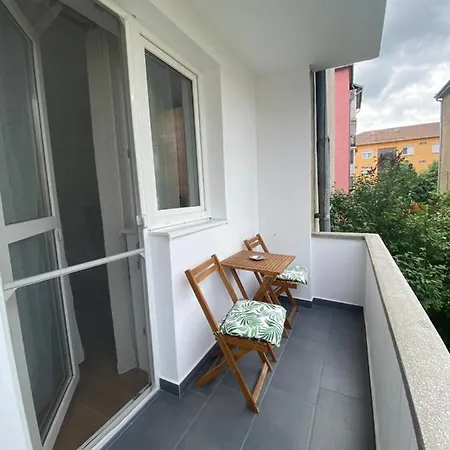 Sophia'S Cozy Apartment Medias Exterior photo